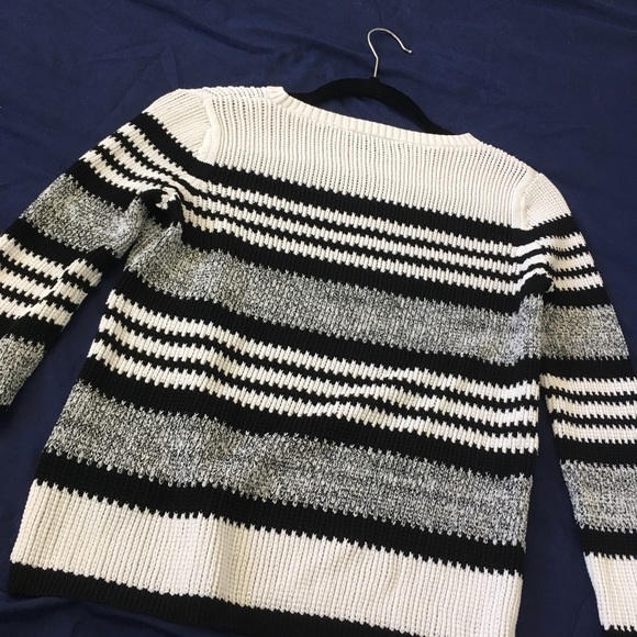 White, Black and Grey stripped TOPSHOP sweater - Picture 5 of 5